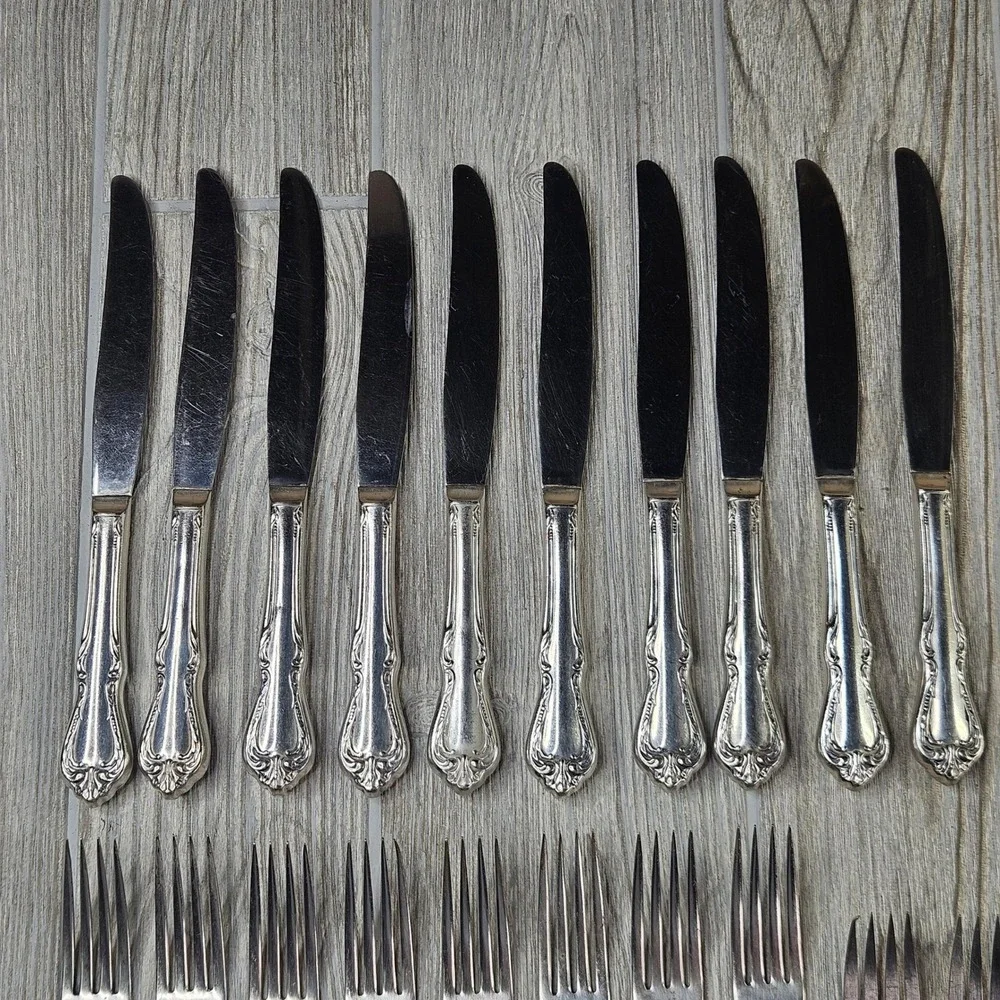Wm Rogers Oneida Chalice Harmony Silver Overlaid Flatware Set 41 Pieces Vintage